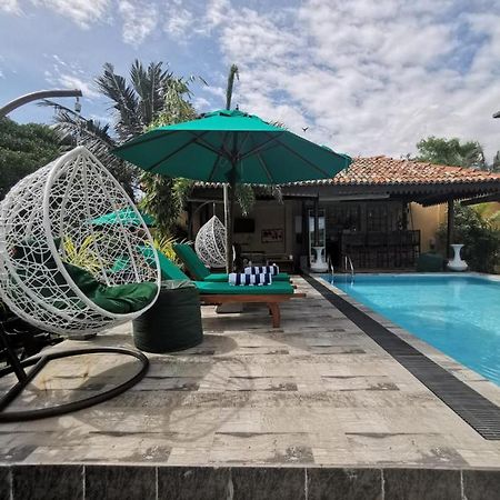 Nature Cabanas & Floating Restaurant 高尔 外观 照片