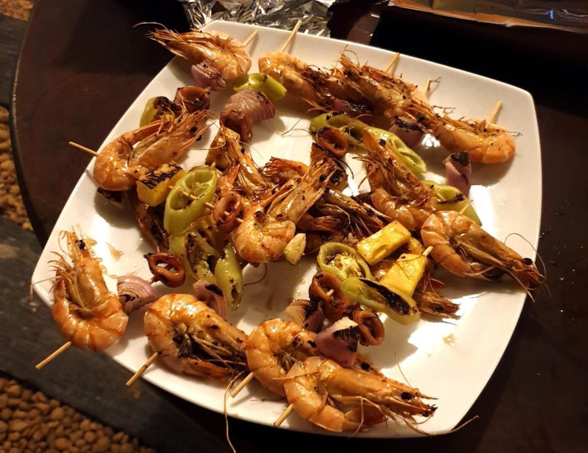 Nature Cabanas & Floating Restaurant 高尔 外观 照片