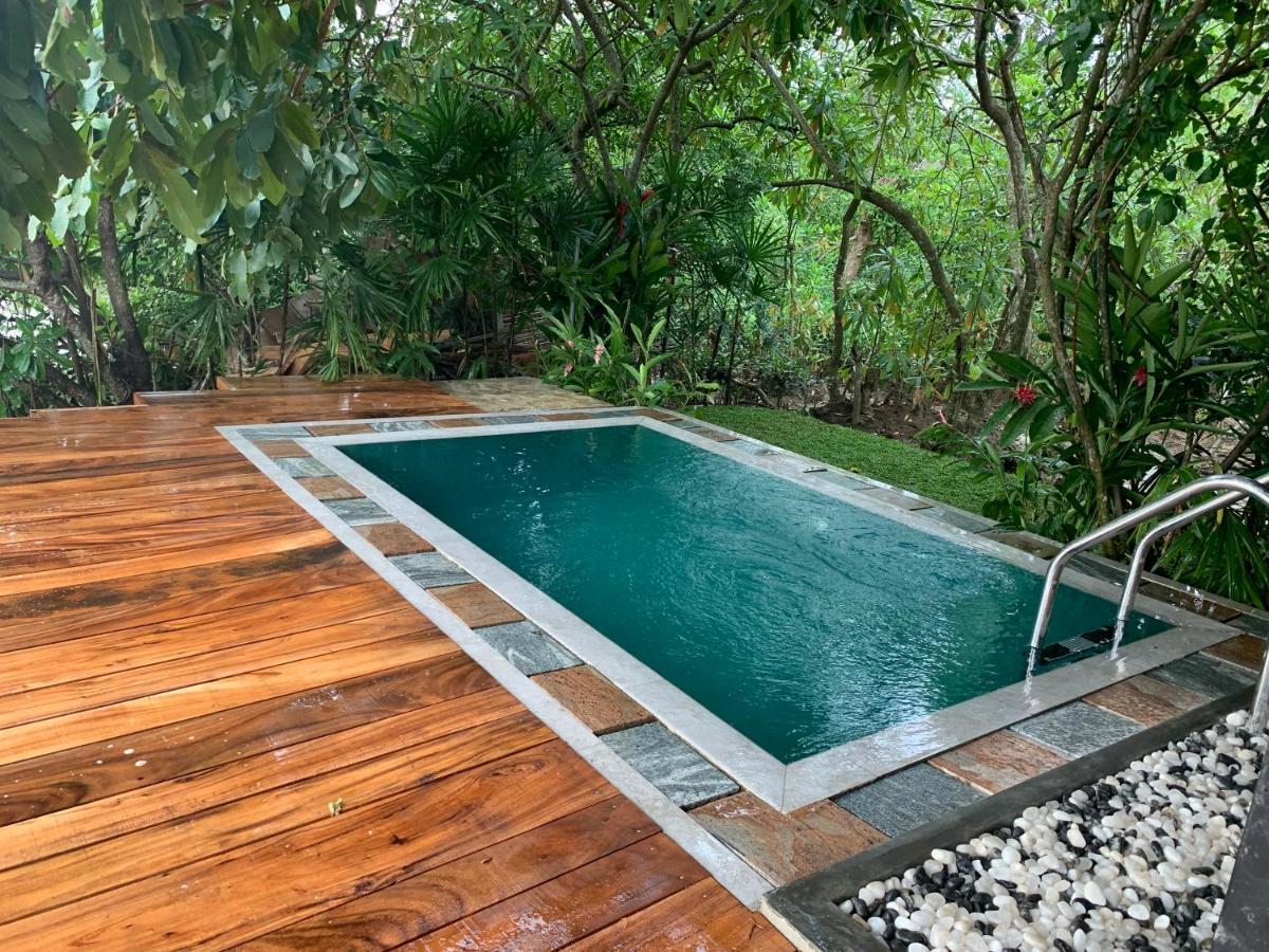 Nature Cabanas & Floating Restaurant 高尔 外观 照片